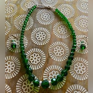 Vintage Art deco green crystal necklace set